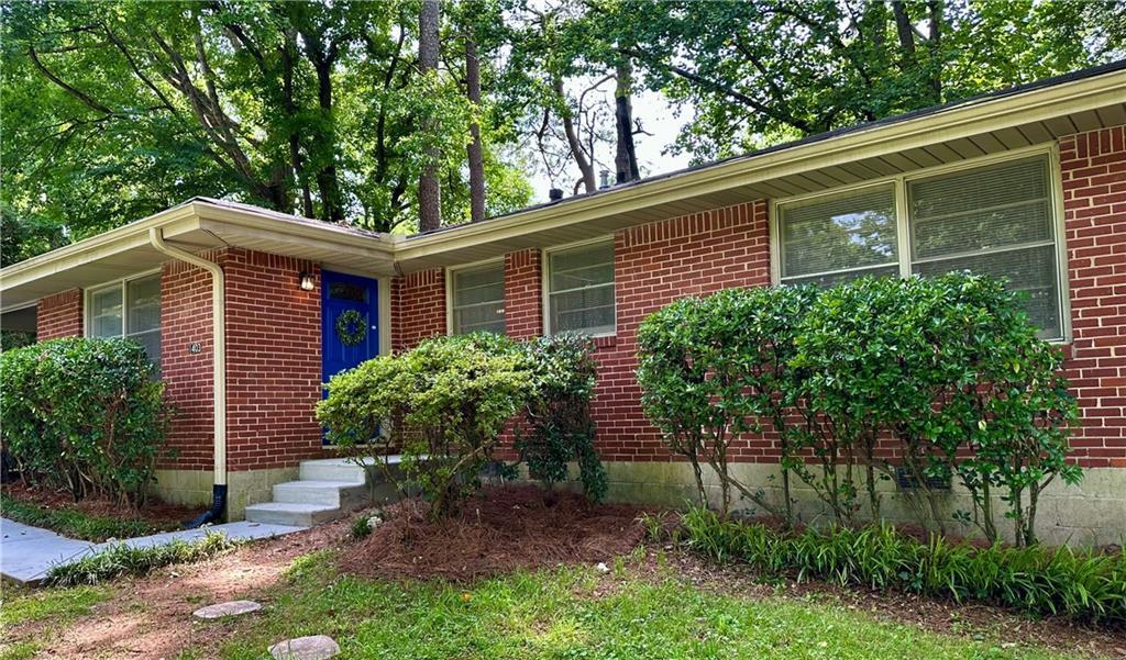 1403 Dennis Dr., Decatur, GA 30032