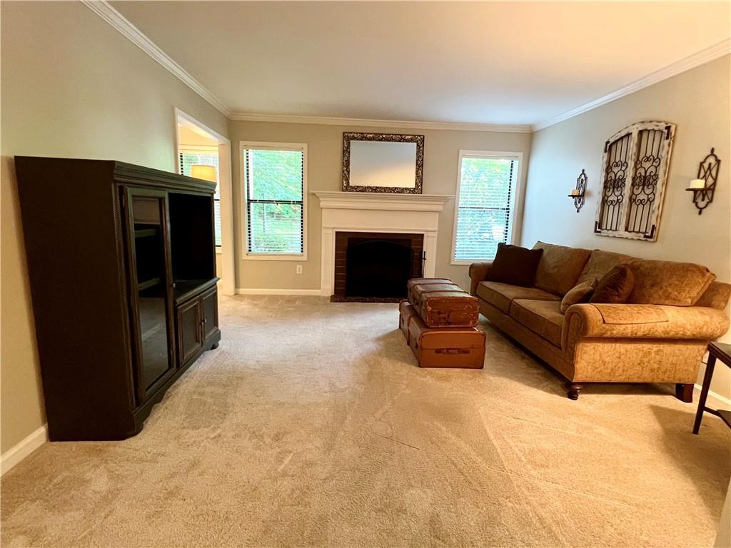 1612 Huntingdon Chase Tr., Atlanta, GA 30350
