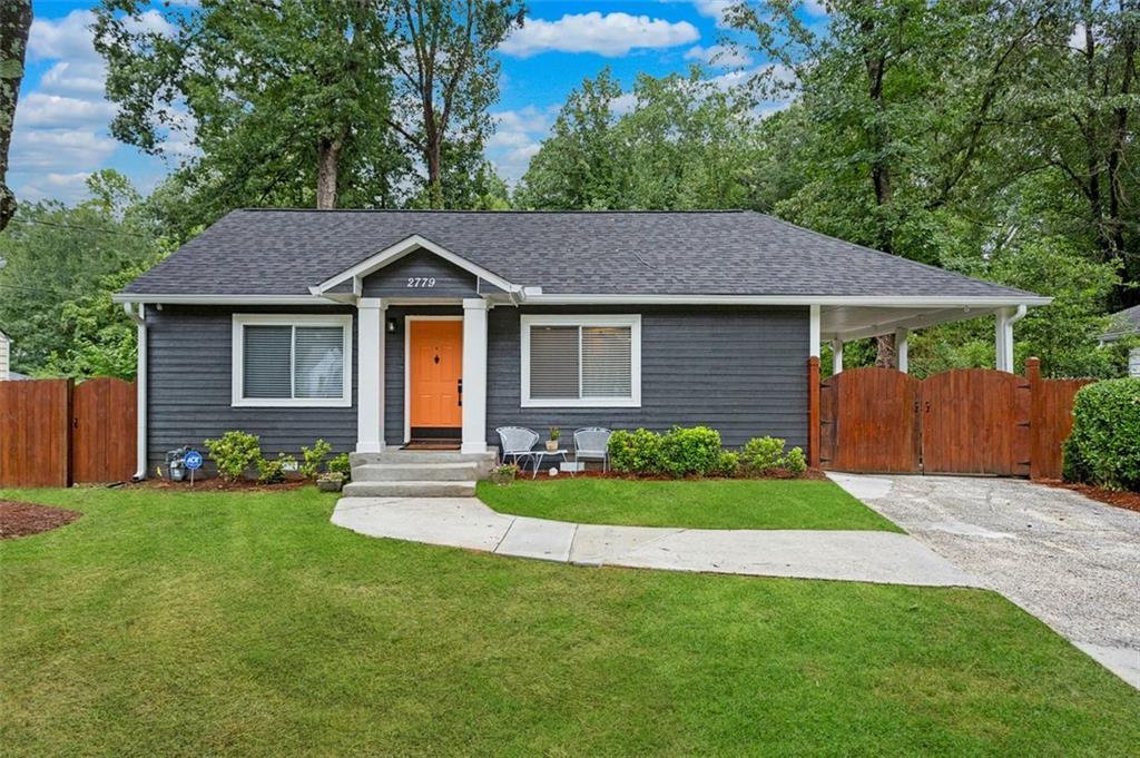 2779 Dale Creek Dr., Atlanta, GA 30318