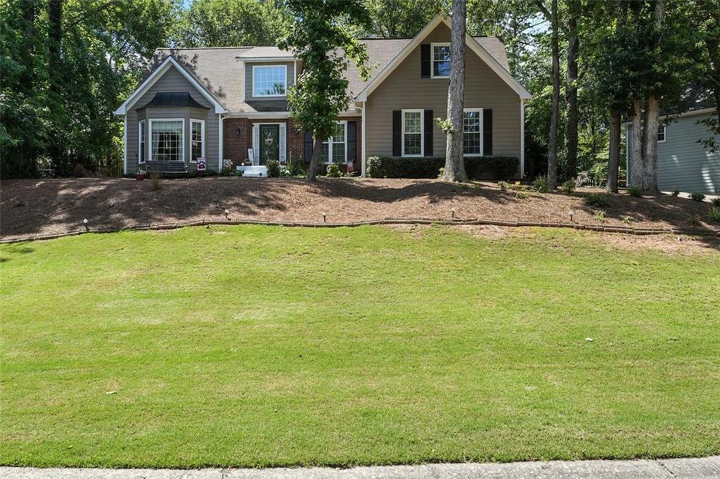 912 Spring Valley, Woodstock, GA 30189