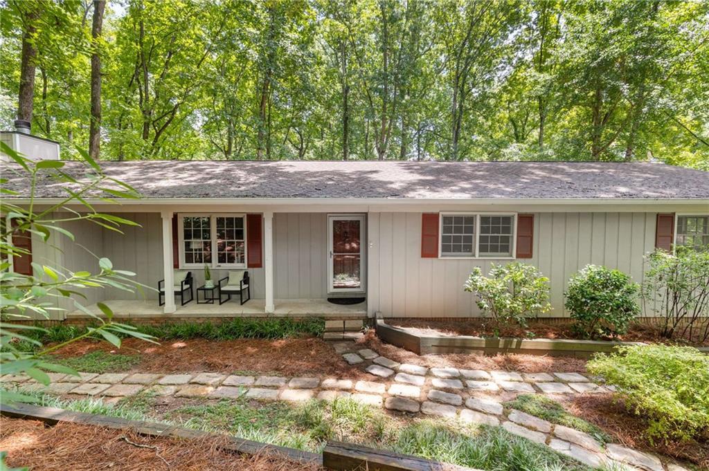 2880 Foothill Tr., Marietta, GA 30066