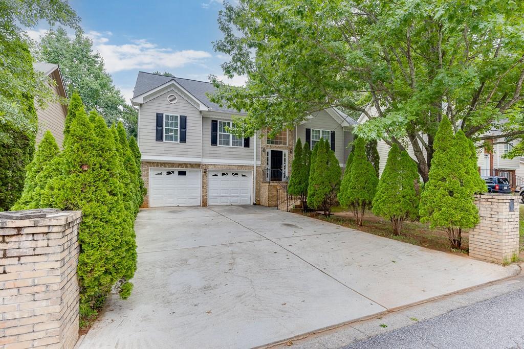 571 Oak Vista Ct., Lawrenceville, GA 30044