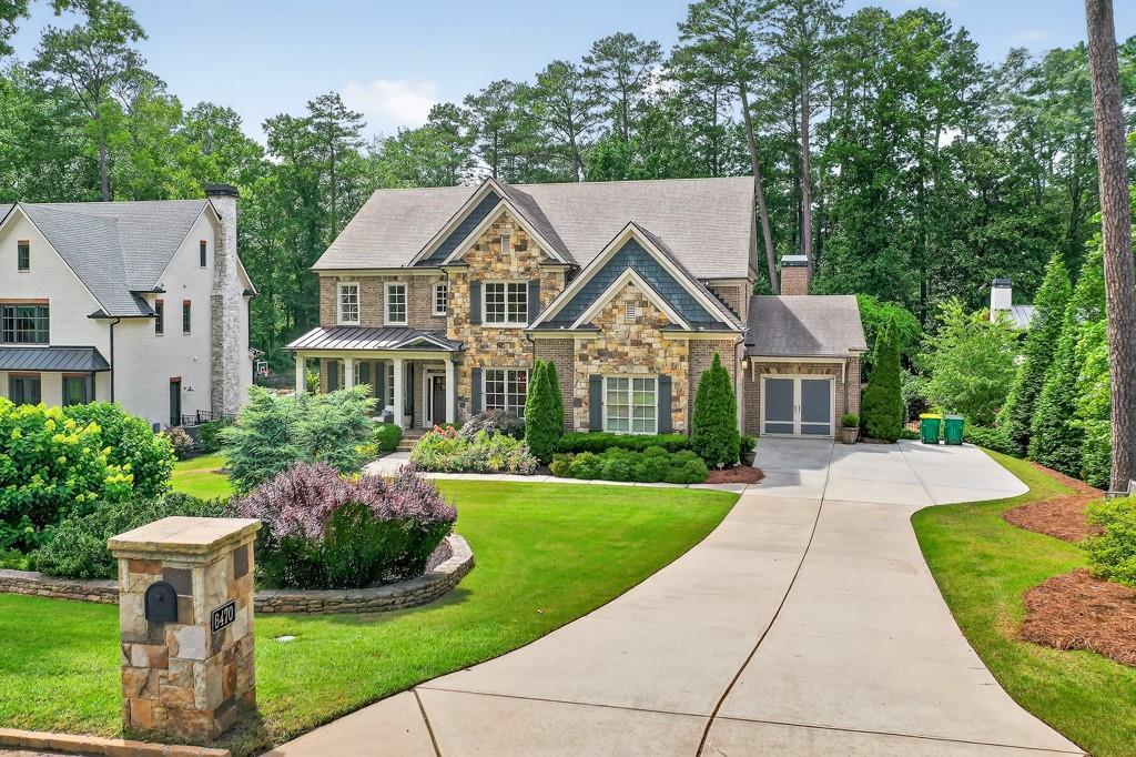 6470 Long Island Dr., Atlanta, GA 30328
