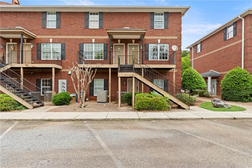 105 Whitehead Rd. #17, Athens, GA 30606