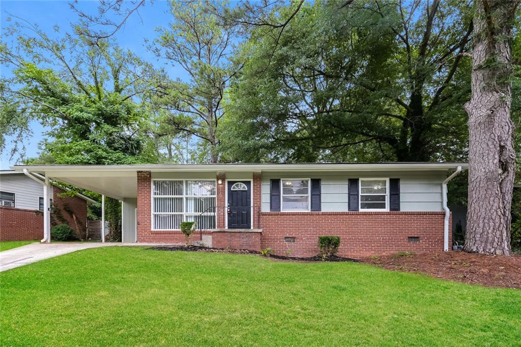 1112 Evelyn Dr., Forest Park, GA 30297