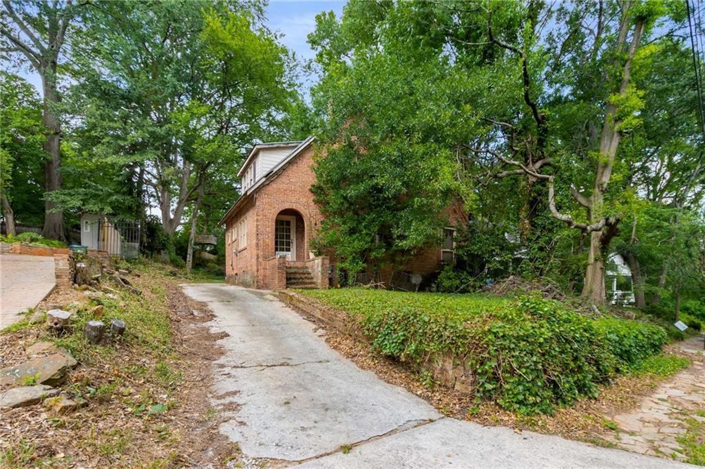 1200 Mansfield Ave., Atlanta, GA 30307
