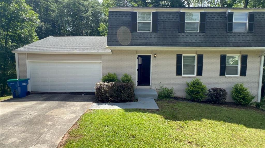120 E Cainwood Ct., Atlanta, GA 30349