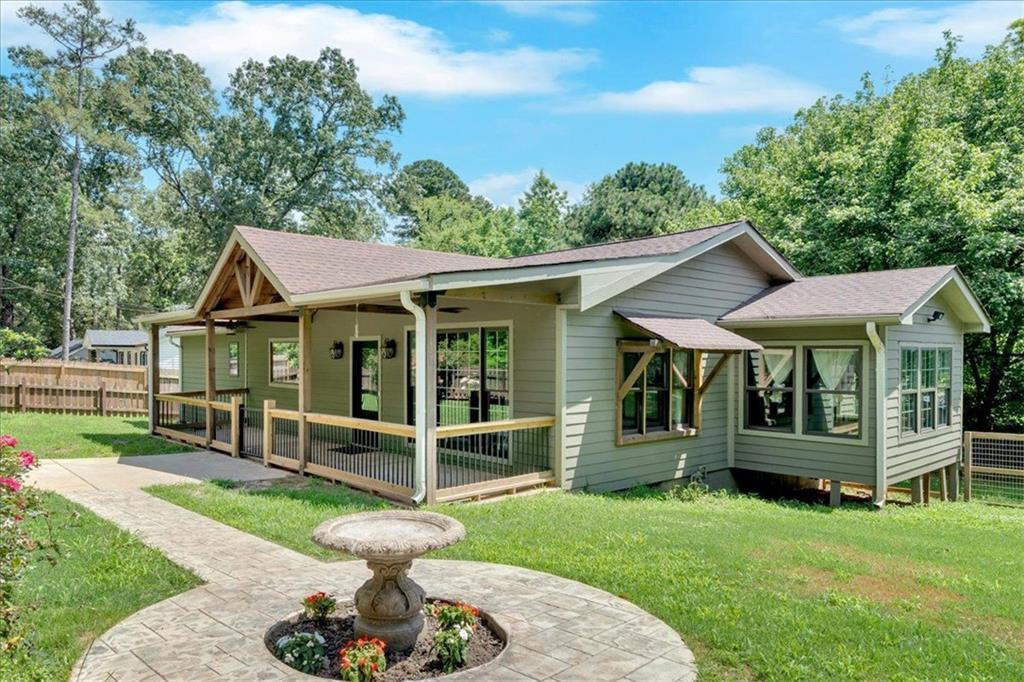 161 Old Vandiver Dr., Canton, GA 30114