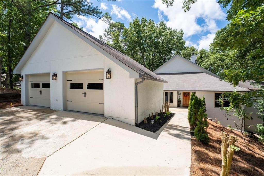 145 Mount Shasta Ln., Johns Creek, GA 30022