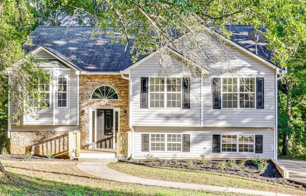 733 Wesley Chapel Rd., Villa Rica, GA 30180