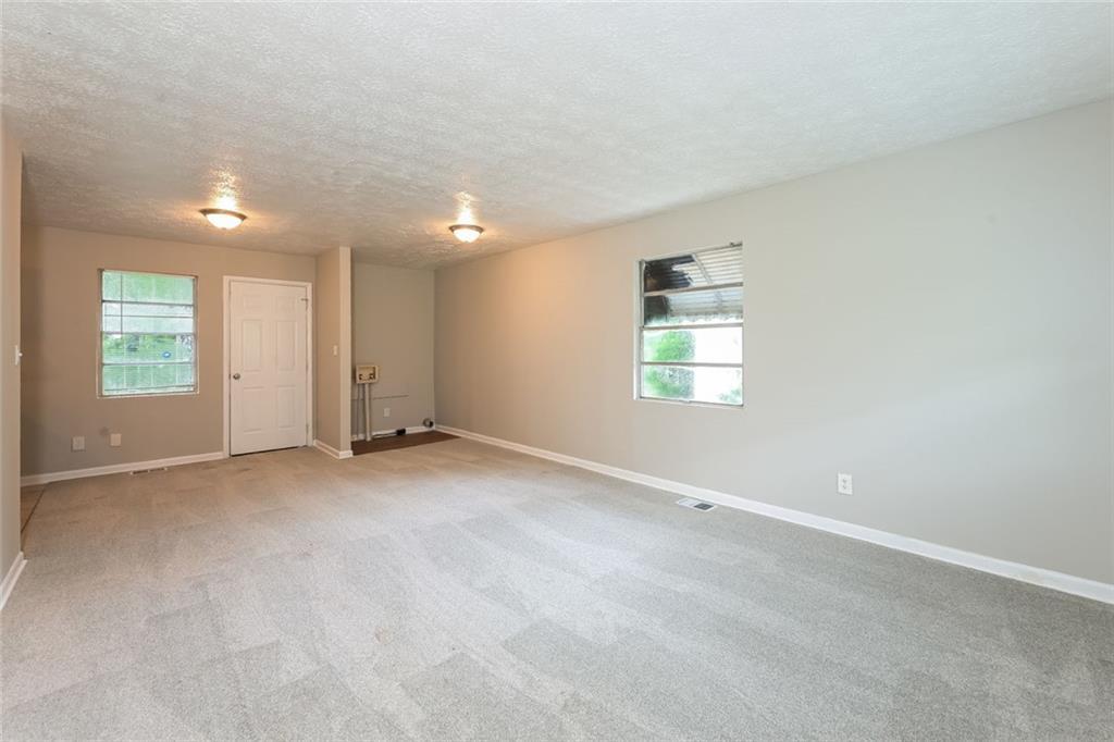 1079 Stonewall Dr., Atlanta, GA 30315