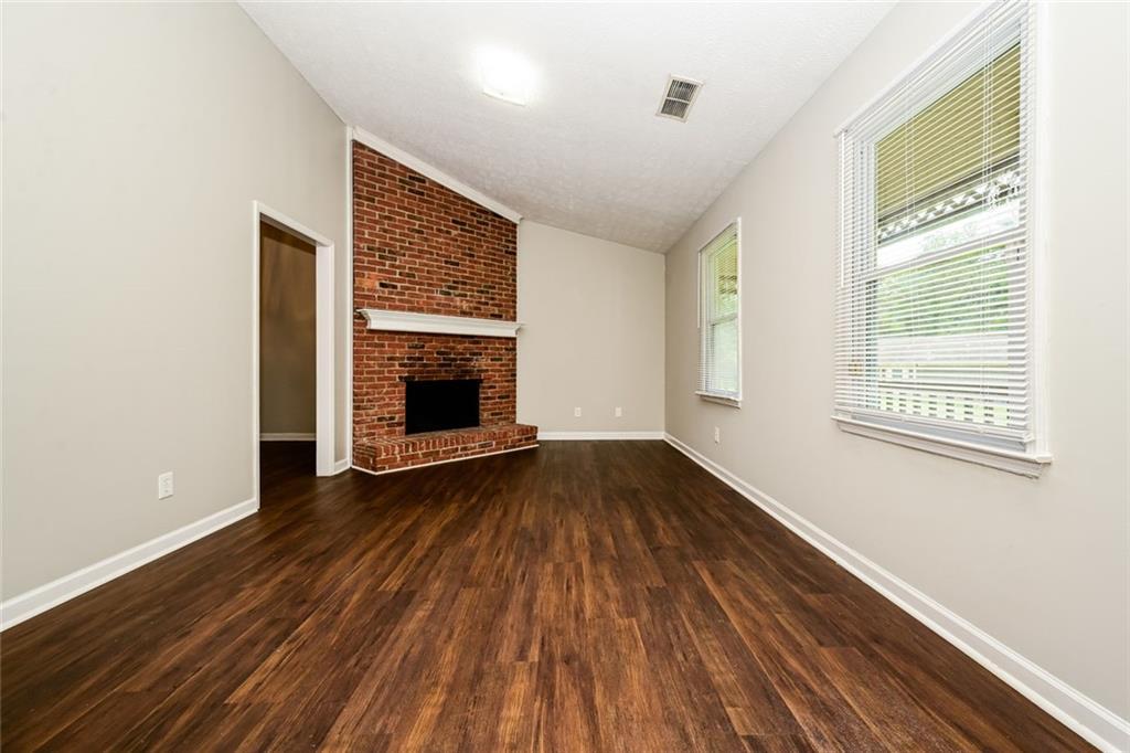 6194 Golden Meadow Ct., Riverdale, GA 30296
