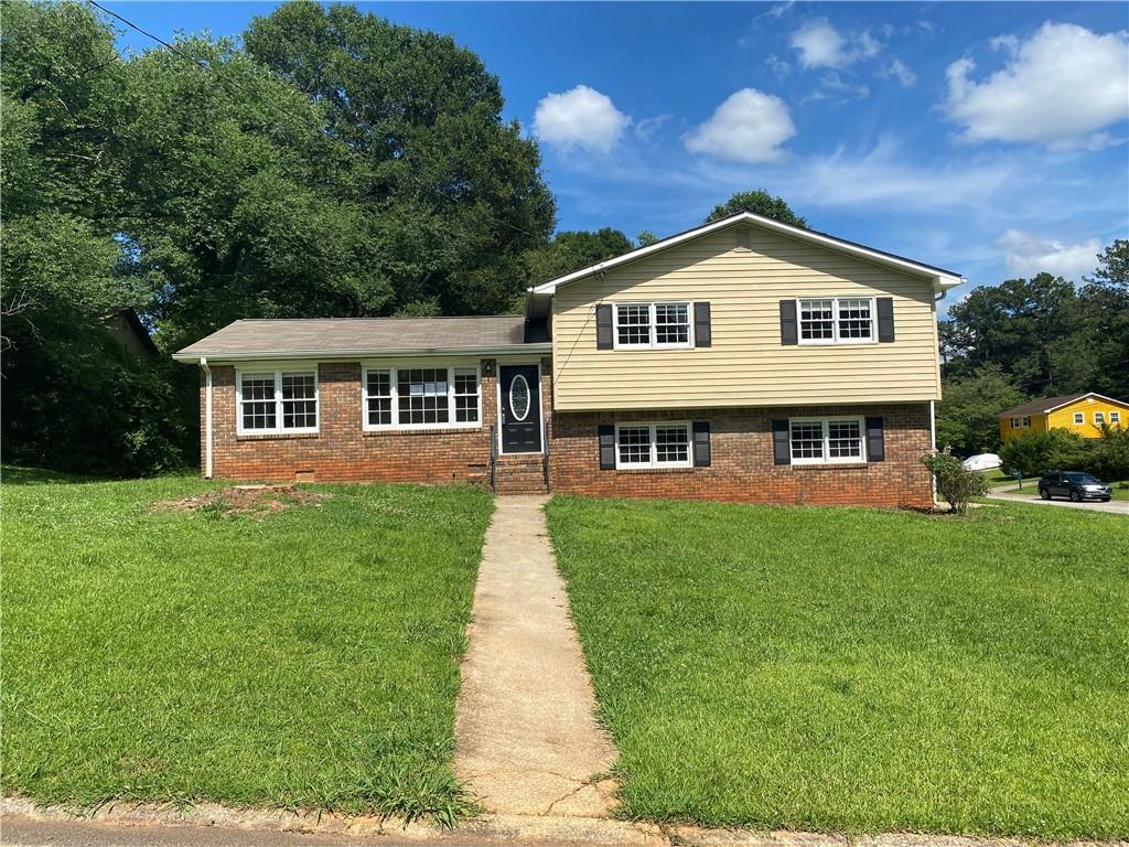 5114 Rock Eagle Dr., Stone Mountain, GA 30083