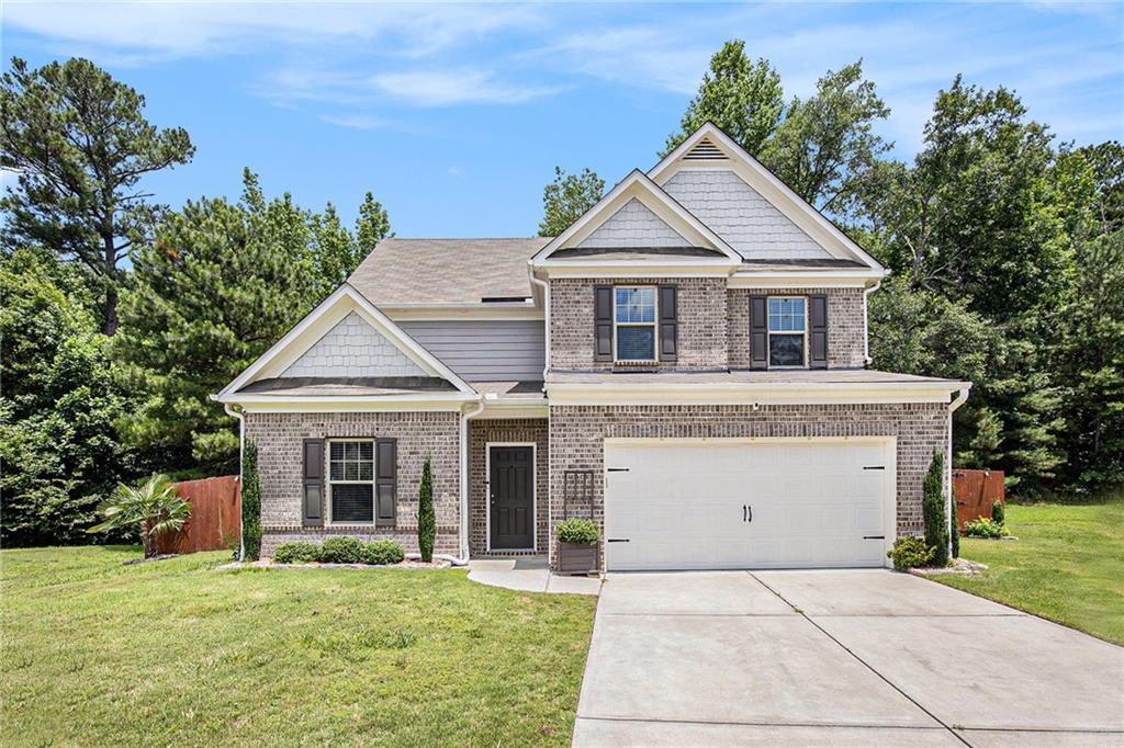 753 Scotland Dr., Dallas, GA 30132
