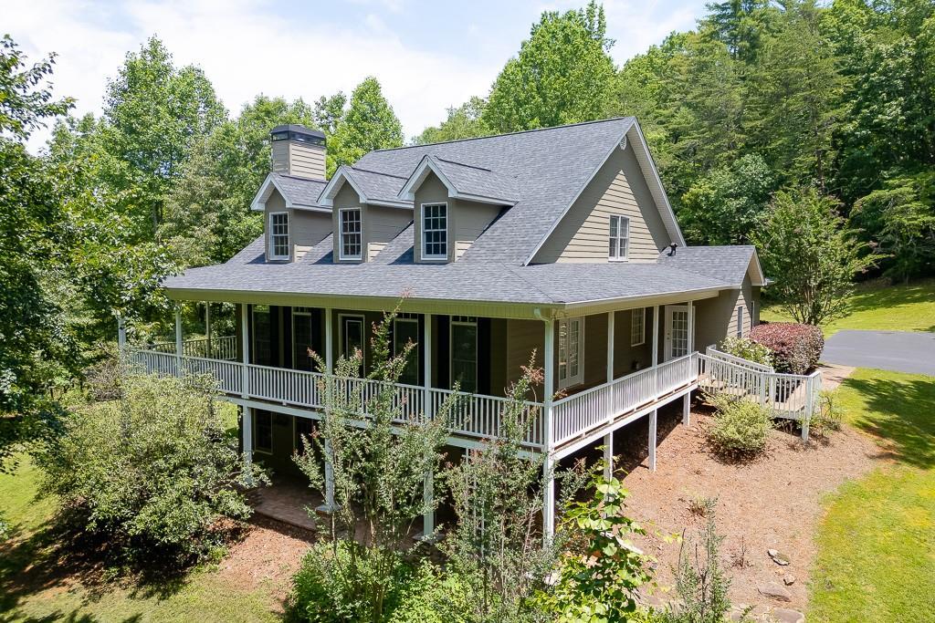 906 Walnut Valley Dr., Dahlonega, GA 30533