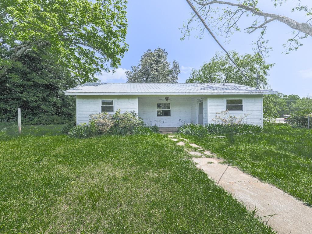 14367 Fincher Rd., Canton, GA 30114