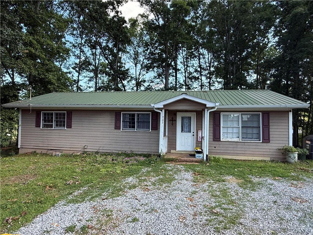 703 Jack Sharp Rd., Colbert, GA 30628