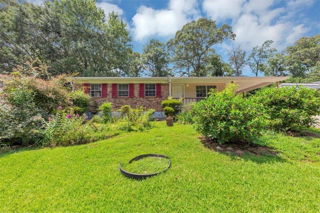 6425 Westbury Rd., Riverdale, GA 30274