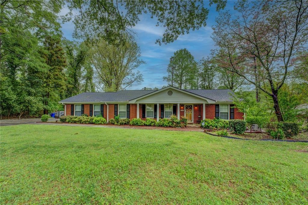 1349 Springwood Dr., Conyers, GA 30012