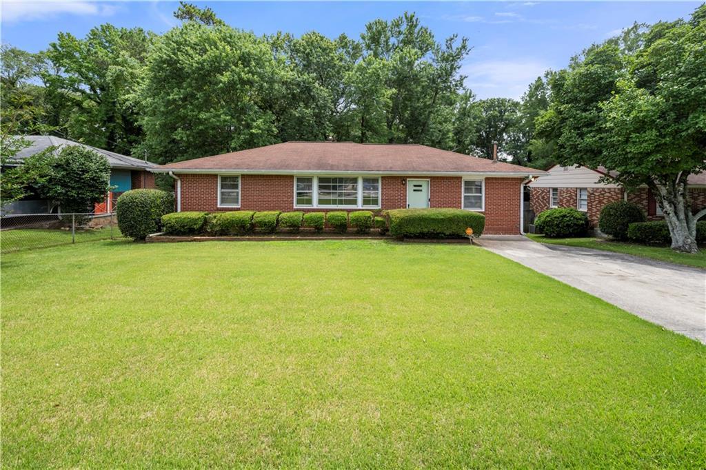 135 5th Ave., Jonesboro, GA 30236
