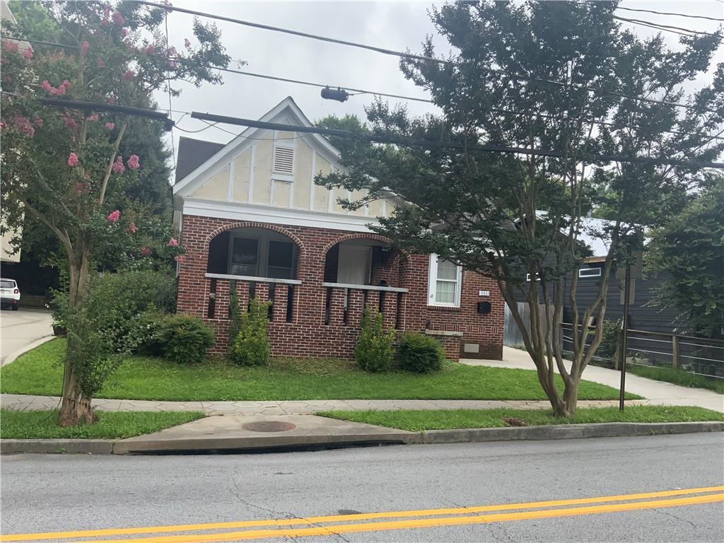 563 Ralph Mcgill Blvd., Atlanta, GA 30312