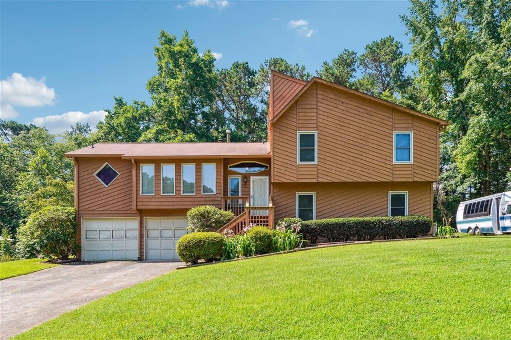 1159 Midland Dr., Acworth, GA 30102
