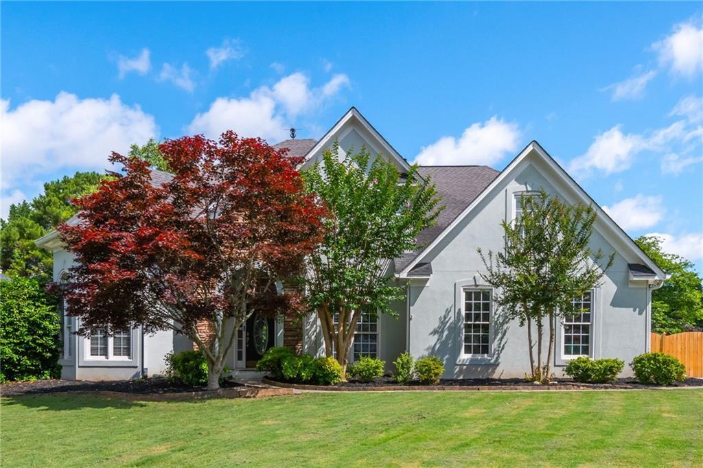 2000 Settindown Dr., Roswell, GA 30075