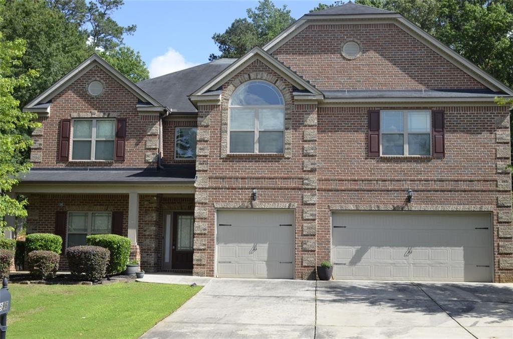 5896 Cliftondale Dr., Atlanta, GA 30349