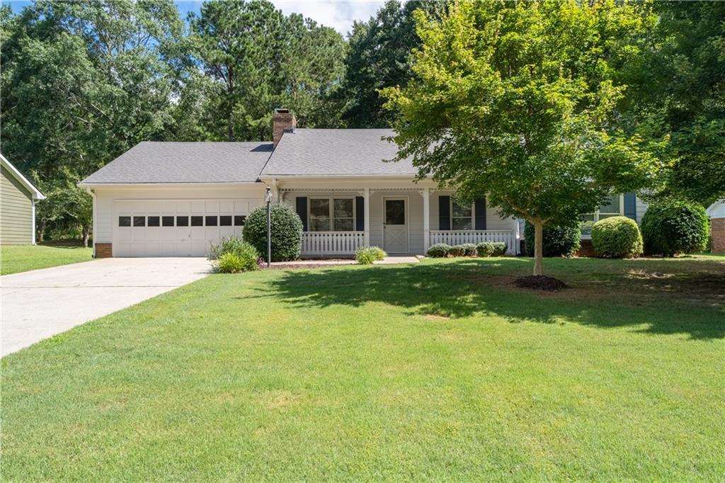 334 Bridgewood Dr., Conyers, GA 30094