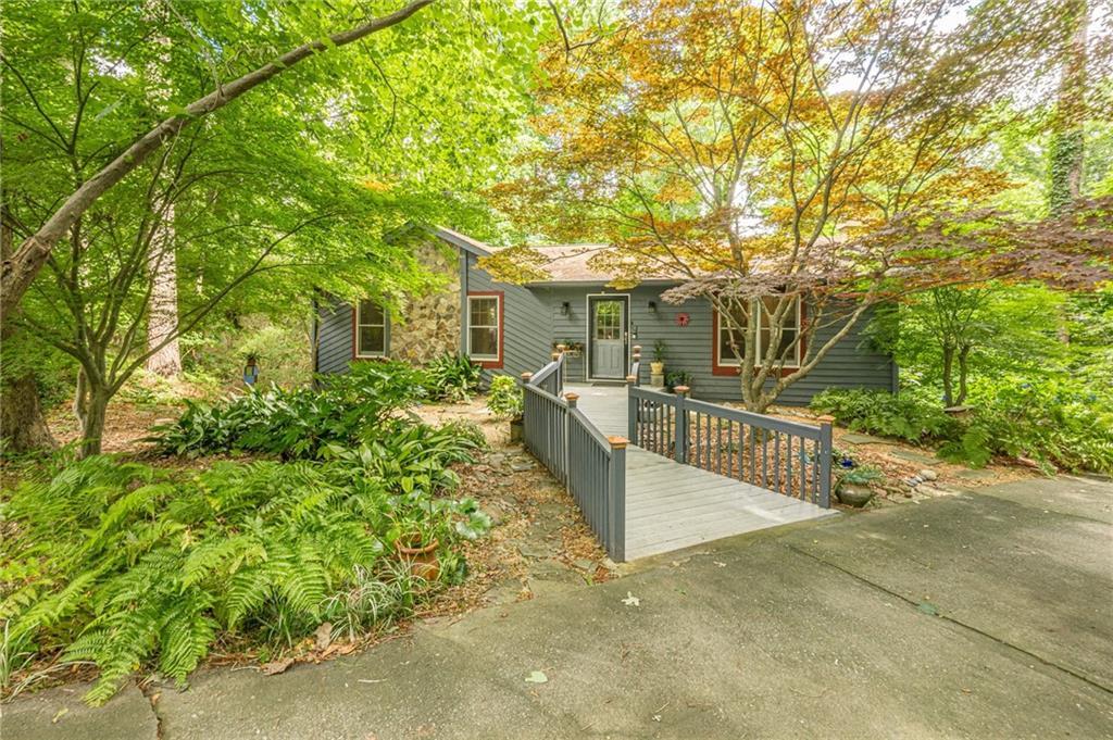 5848 Kingswood Ct., Norcross, GA 30093