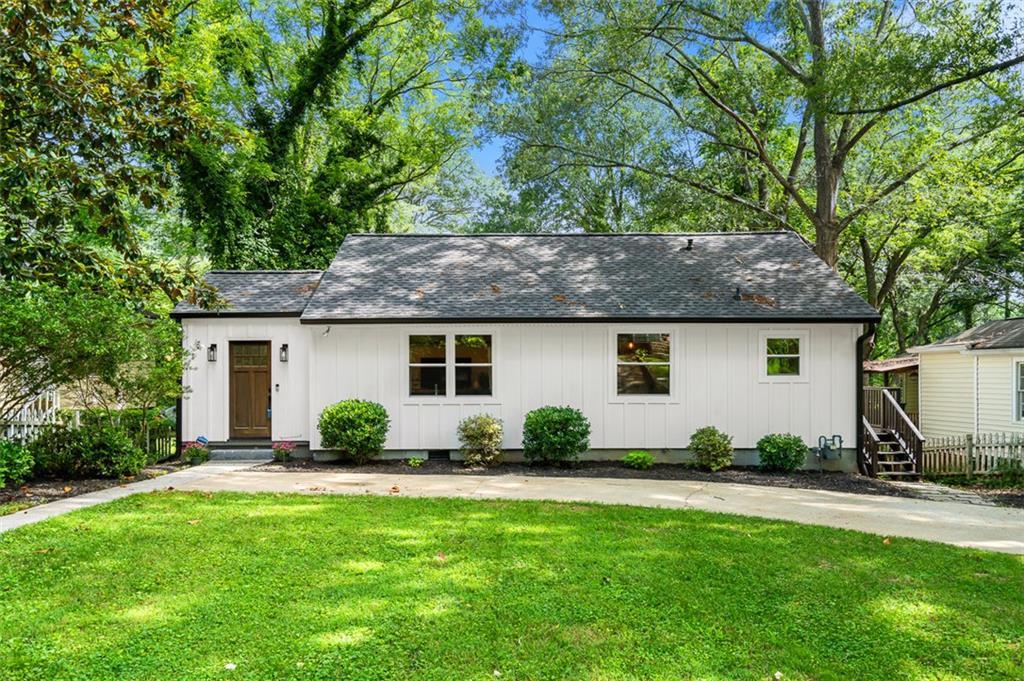 1556 Braeburn Dr., Atlanta, GA 30316