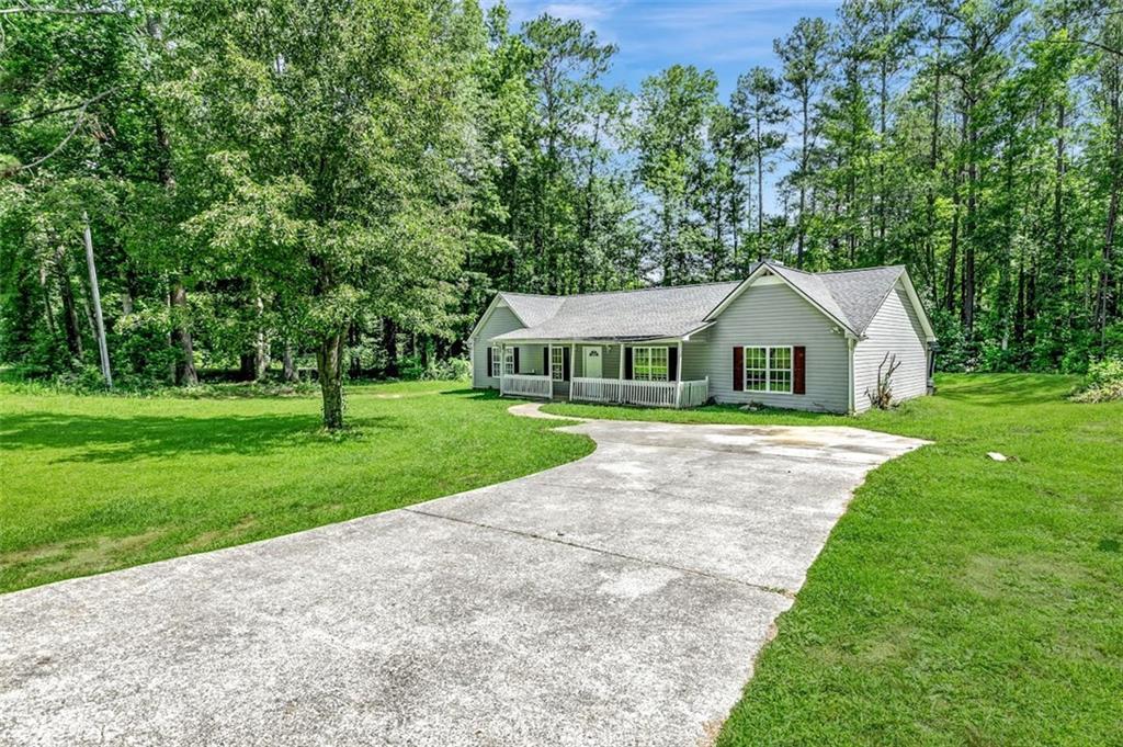 1047 Mormon Church Rd., Buchanan, GA 30113