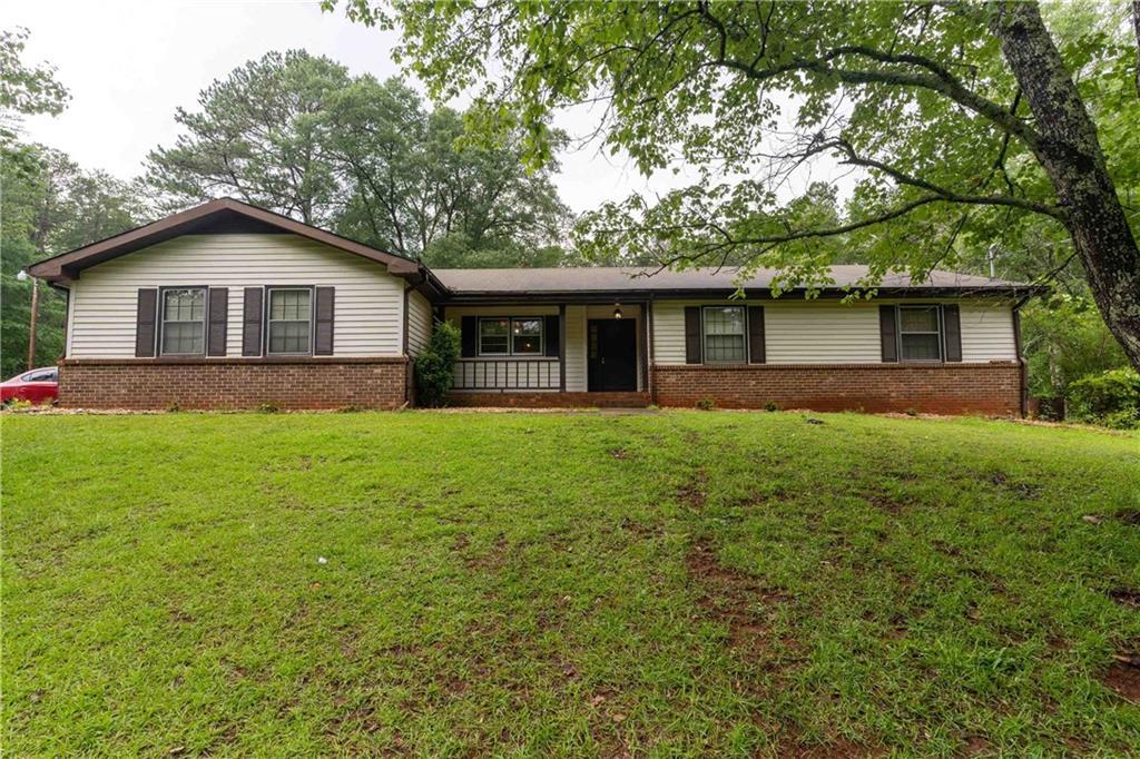 265 Forest Lake Dr., Covington, GA 30016