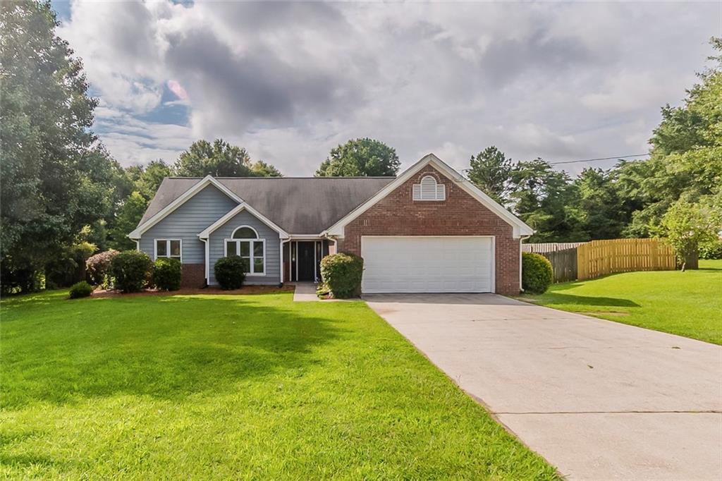 250 Meadow View Dr., Grayson, GA 30017