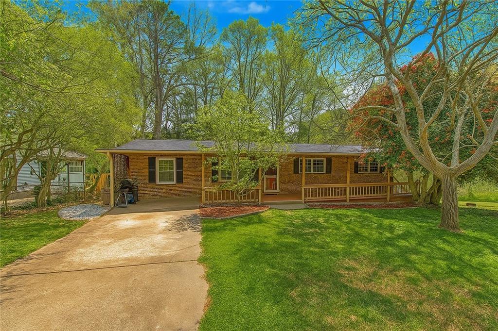 4225 Parkridge Dr., Powder Springs, GA 30127