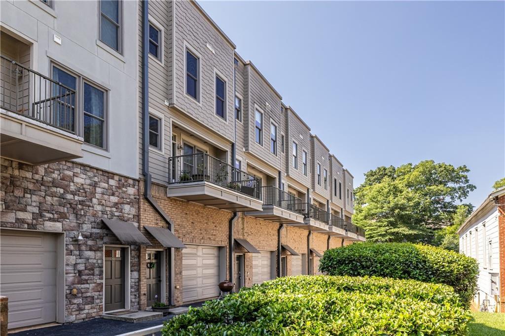 1963 Hosea L Williams Dr. #203, Atlanta, GA 30317
