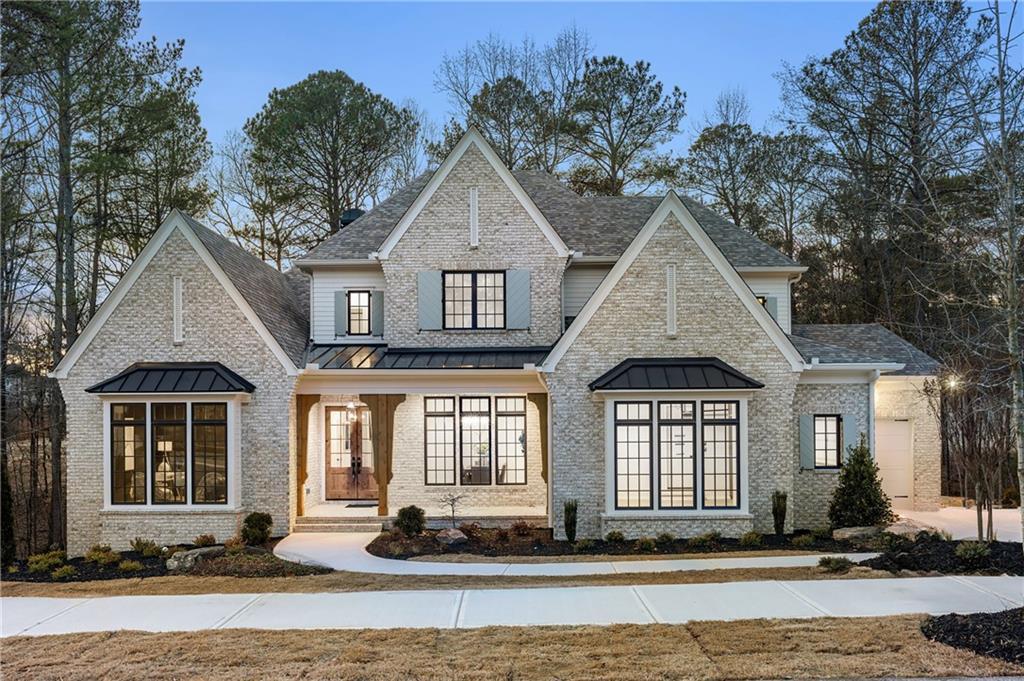 125 Maison Ct., Roswell, GA 30076