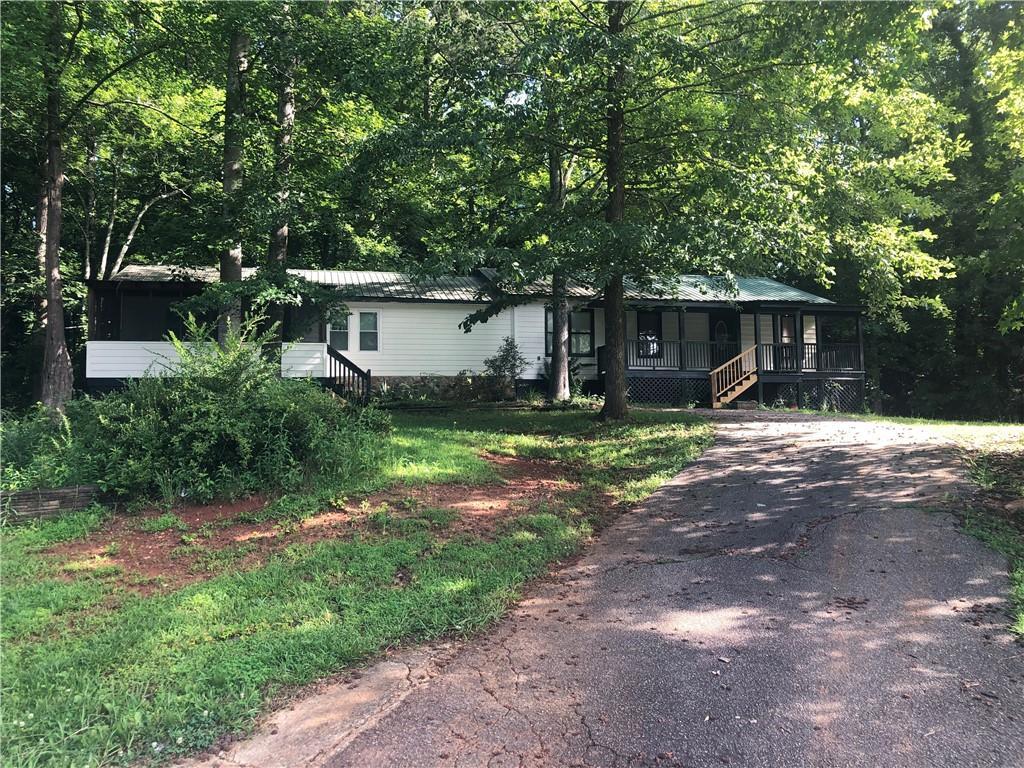 4744 Chickasaw Way, Acworth, GA 30102