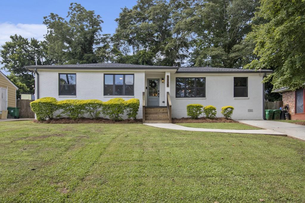 3135 Bluebird Ln., Decatur, GA 30032