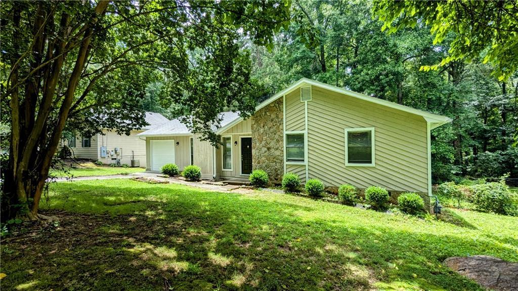 3900 Ferncliff Rd., Snellville, GA 30039