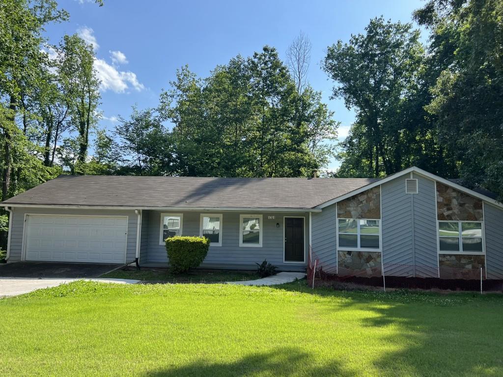 1701 Charmeth Rd., Lithonia, GA 30058
