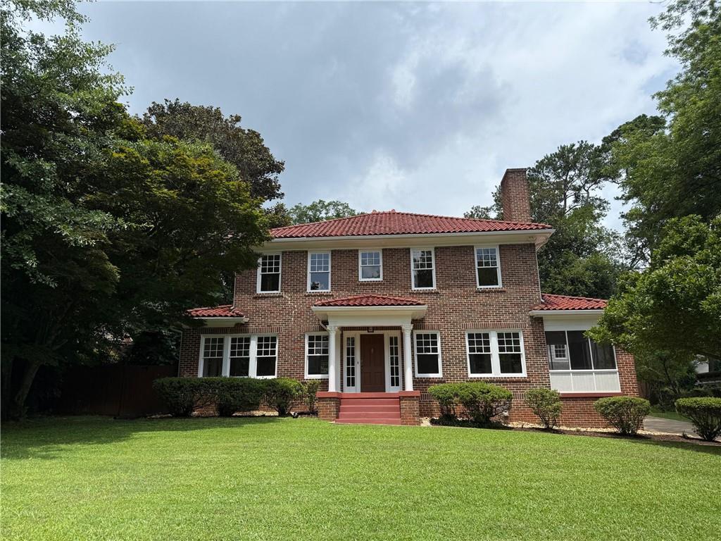 1098 Oakdale Rd., Atlanta, GA 30307