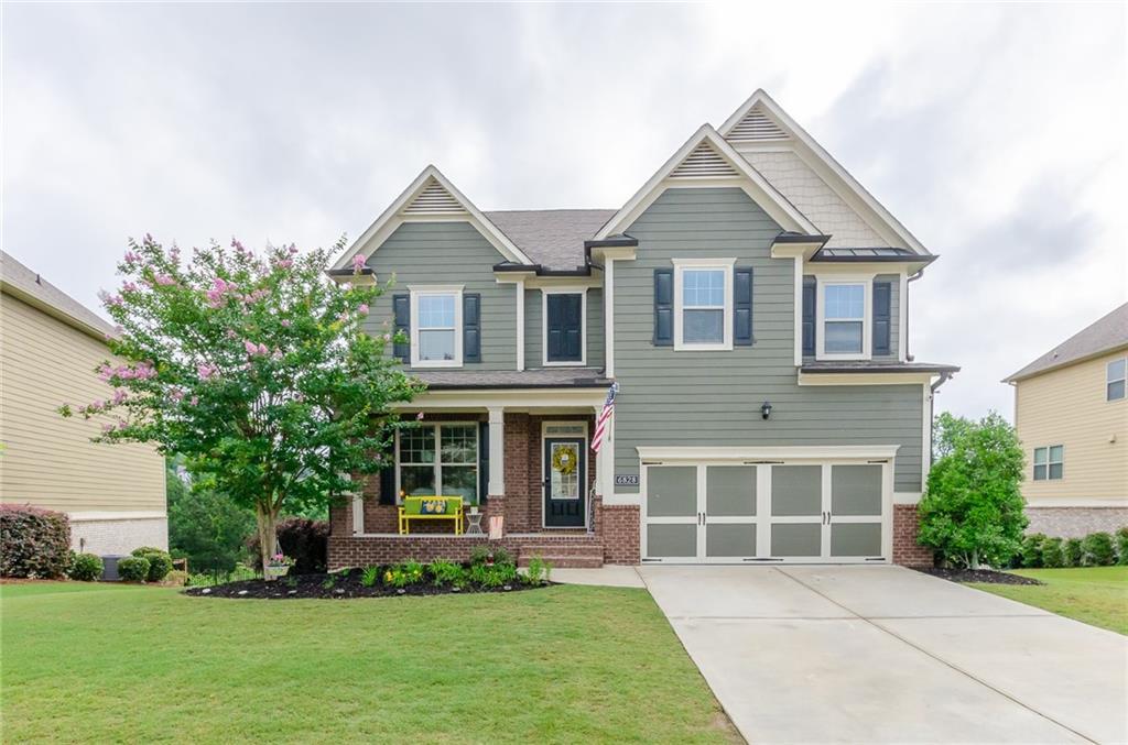 6828 New Fern Ln., Flowery Branch, GA 30542