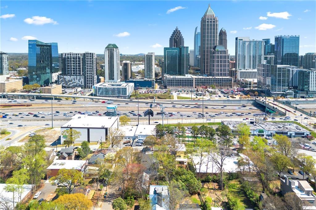 1231 Barnes St., Atlanta, GA 30318