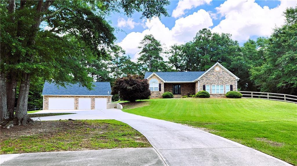 5300 Haynes Creek Dr., Loganville, GA 30052