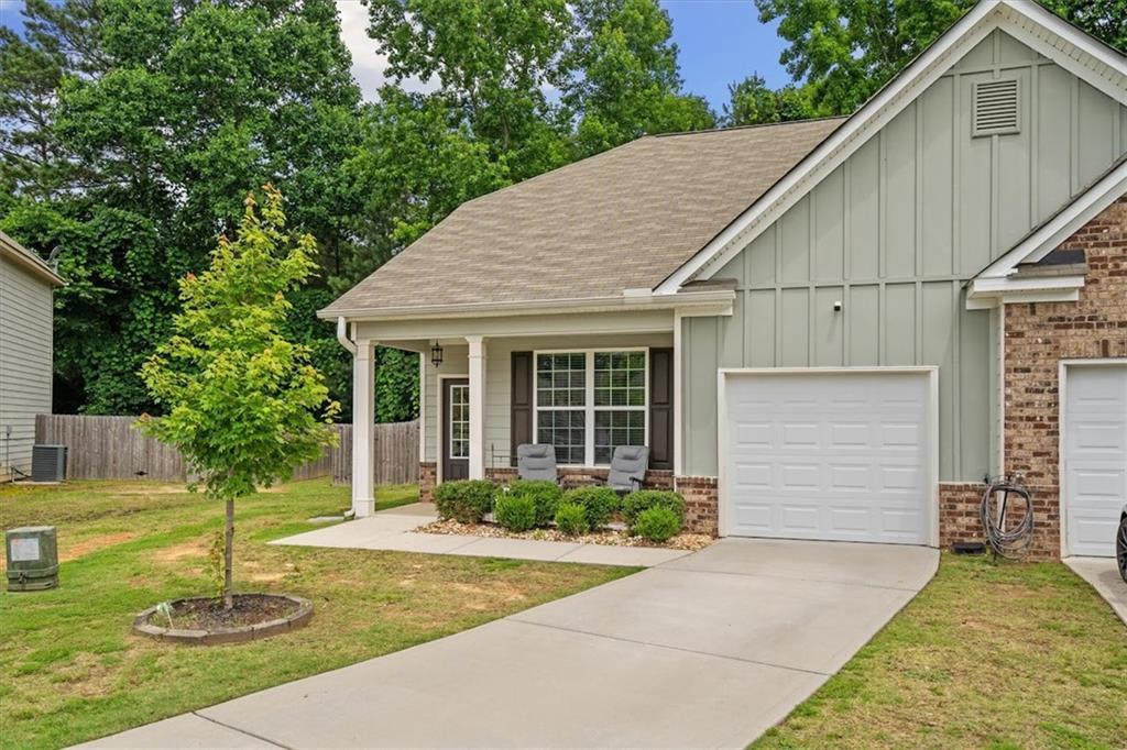 560 Vandenburg Dr., Villa Rica, GA 30180