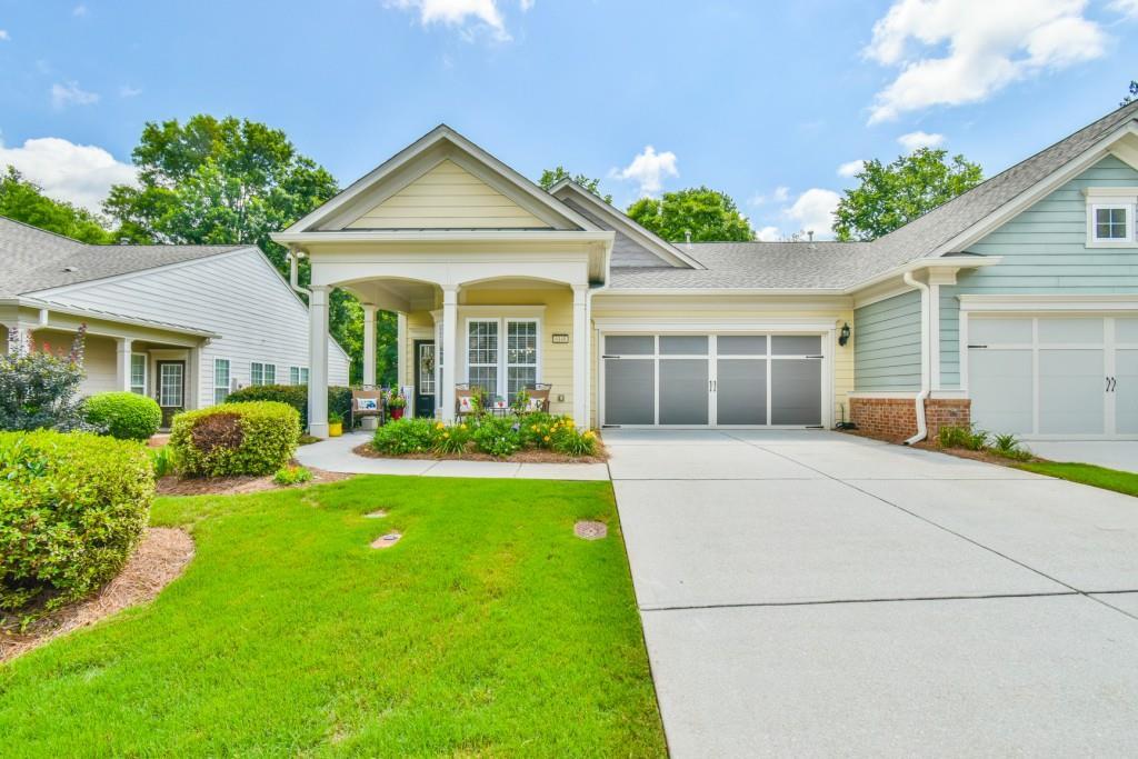 6148 Longleaf Dr., Hoschton, GA 30548