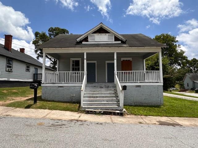 6 Hazel St., Porterdale, GA 30014