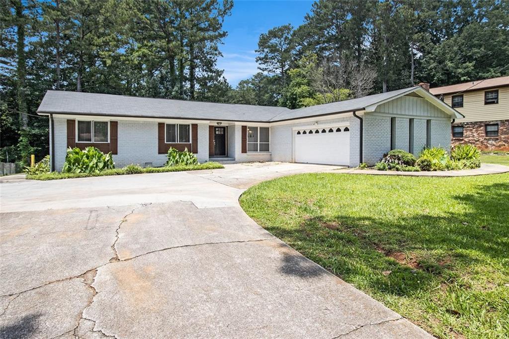 3321 Georgian Woods Cir., Decatur, GA 30034