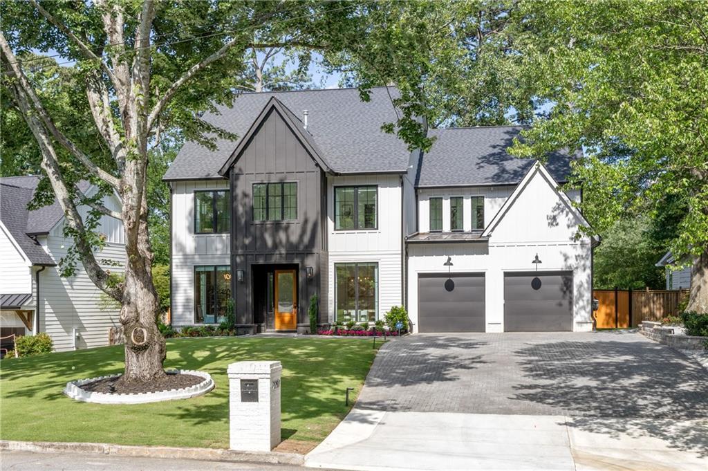 2297 Nesbitt Dr., Brookhaven, GA 30319